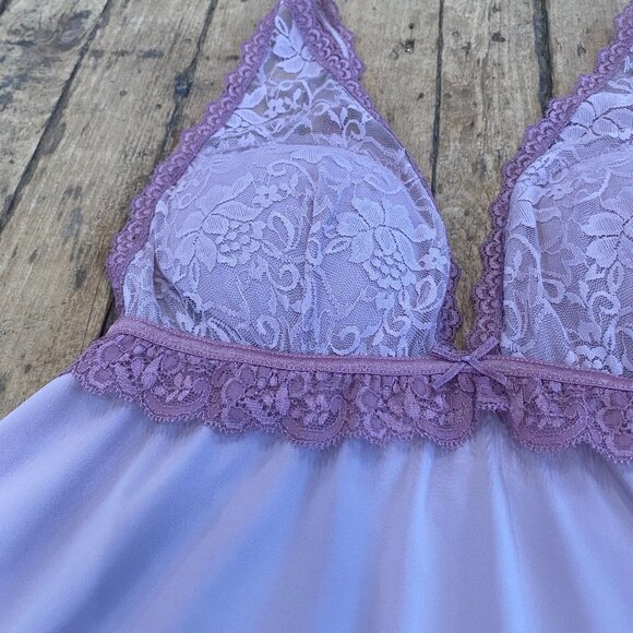 Y2K Purple Lace Slip - Picture 5 of 5